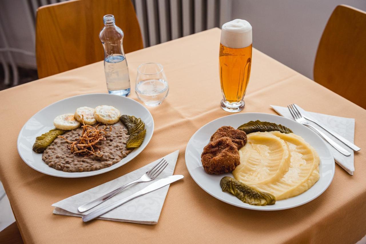 Hotel Agri Sobesice Екстер'єр фото