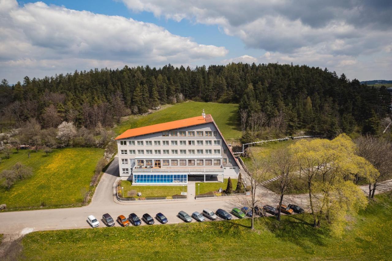 Hotel Agri Sobesice Екстер'єр фото