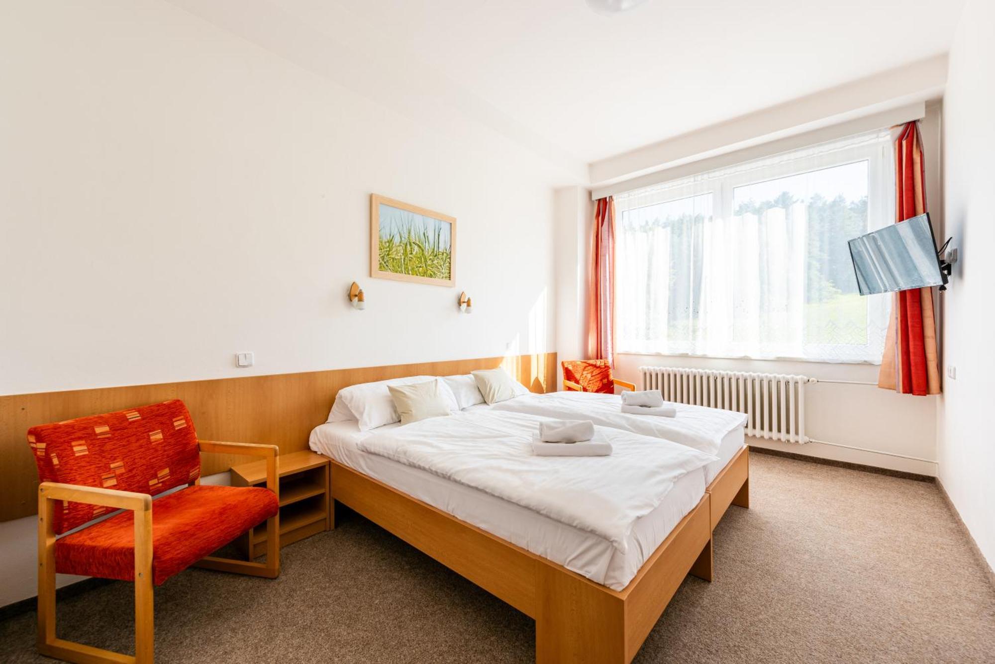 Hotel Agri Sobesice Екстер'єр фото