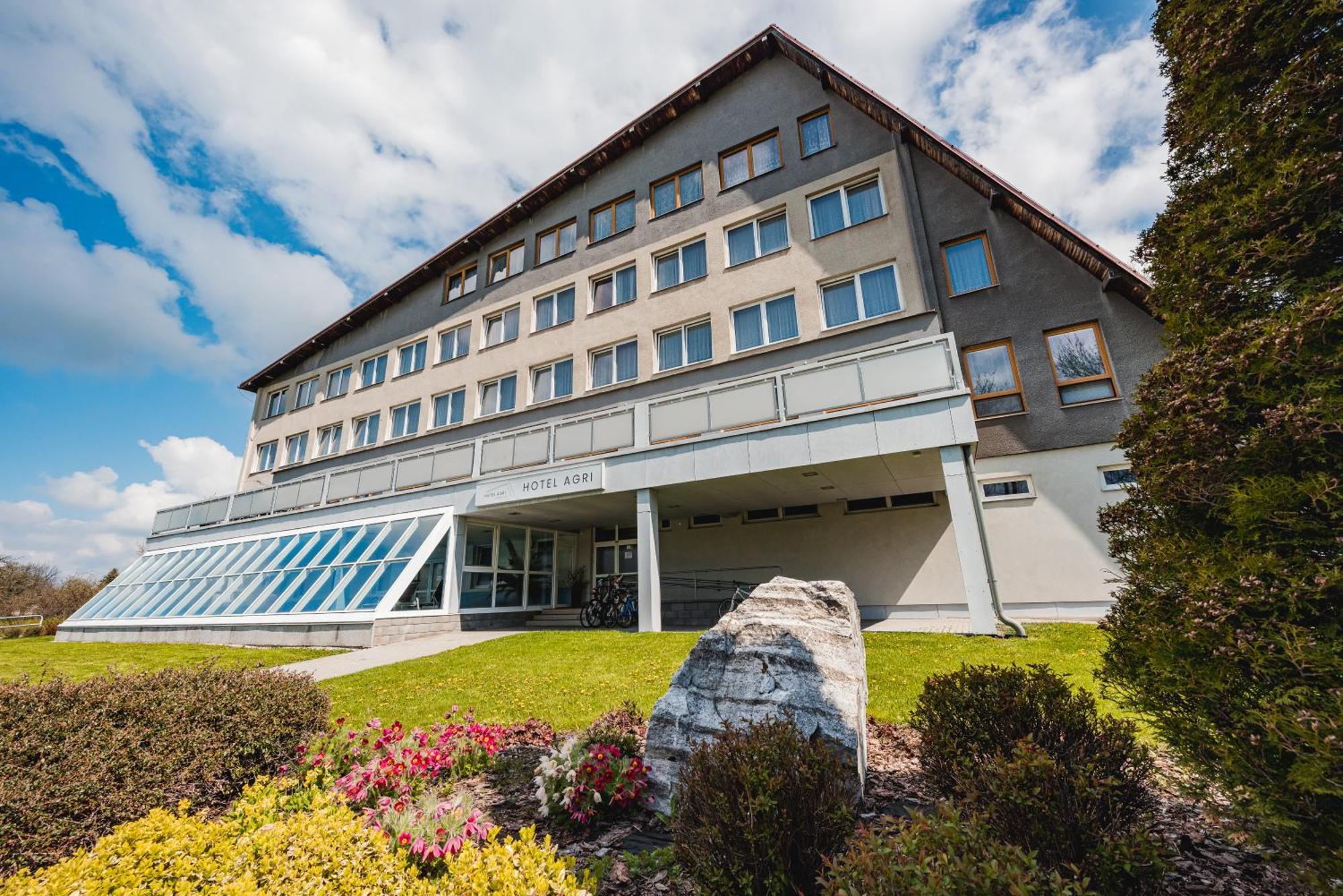 Hotel Agri Sobesice Екстер'єр фото